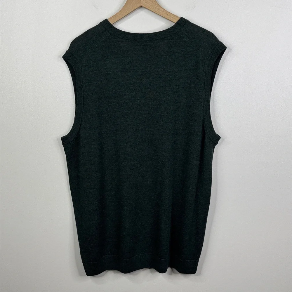 Hart Schaffner Marx XLT Tall Man Green Extra Fine Merino Wool V-Neck Vest NWT